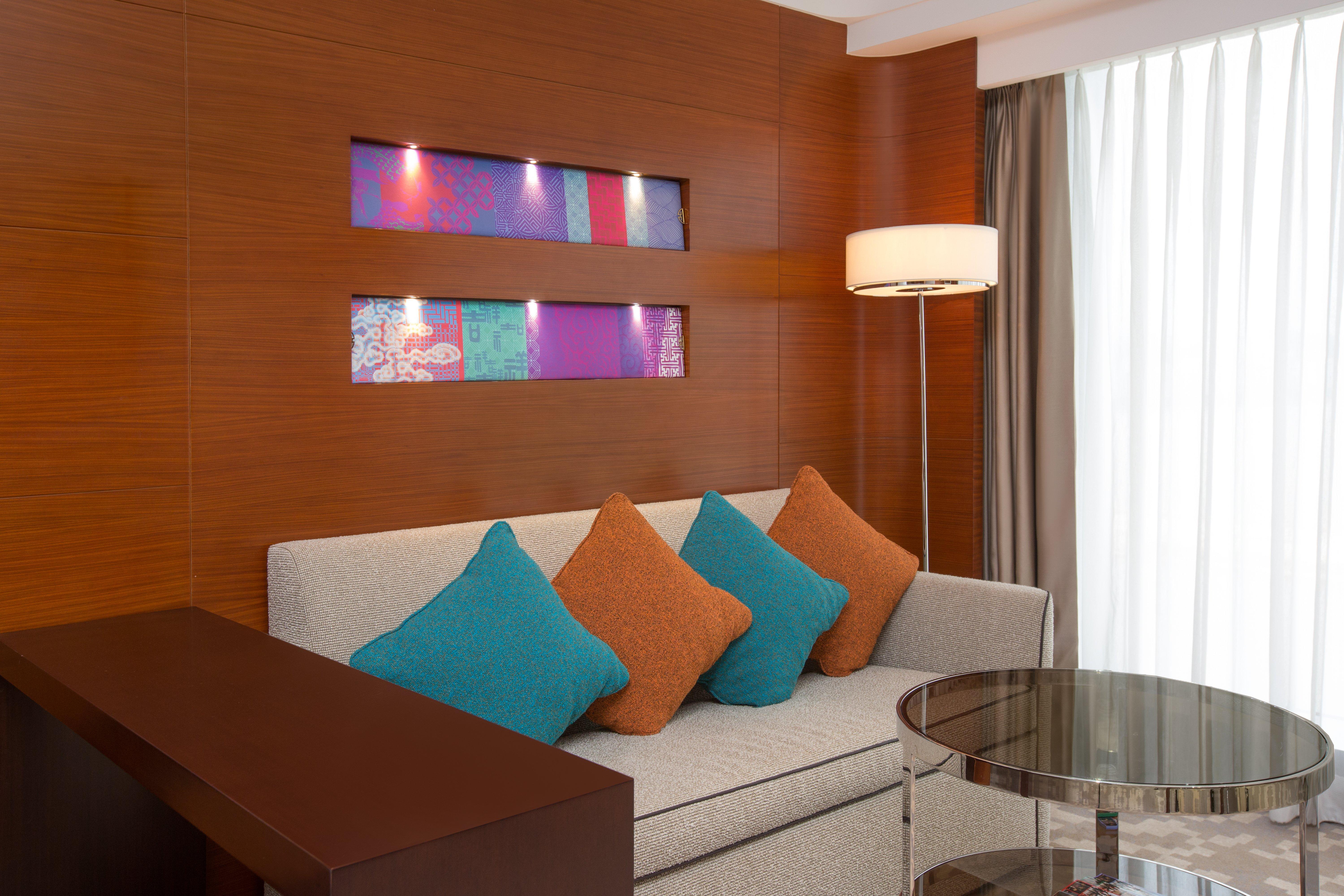 Crowne Plaza By Ihg